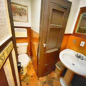 Economy Queen Shared Bath
